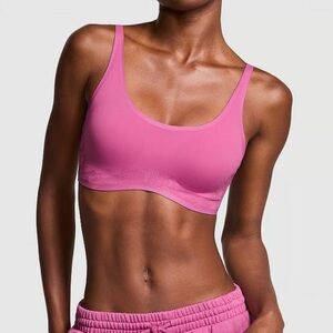 Victoria’s Secret PINK Relay Logo Scoop Sports Bra in Midnight Mauve Size XL